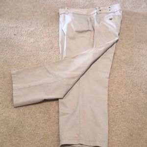 Ann Taylor Signature size 8 tan capris.